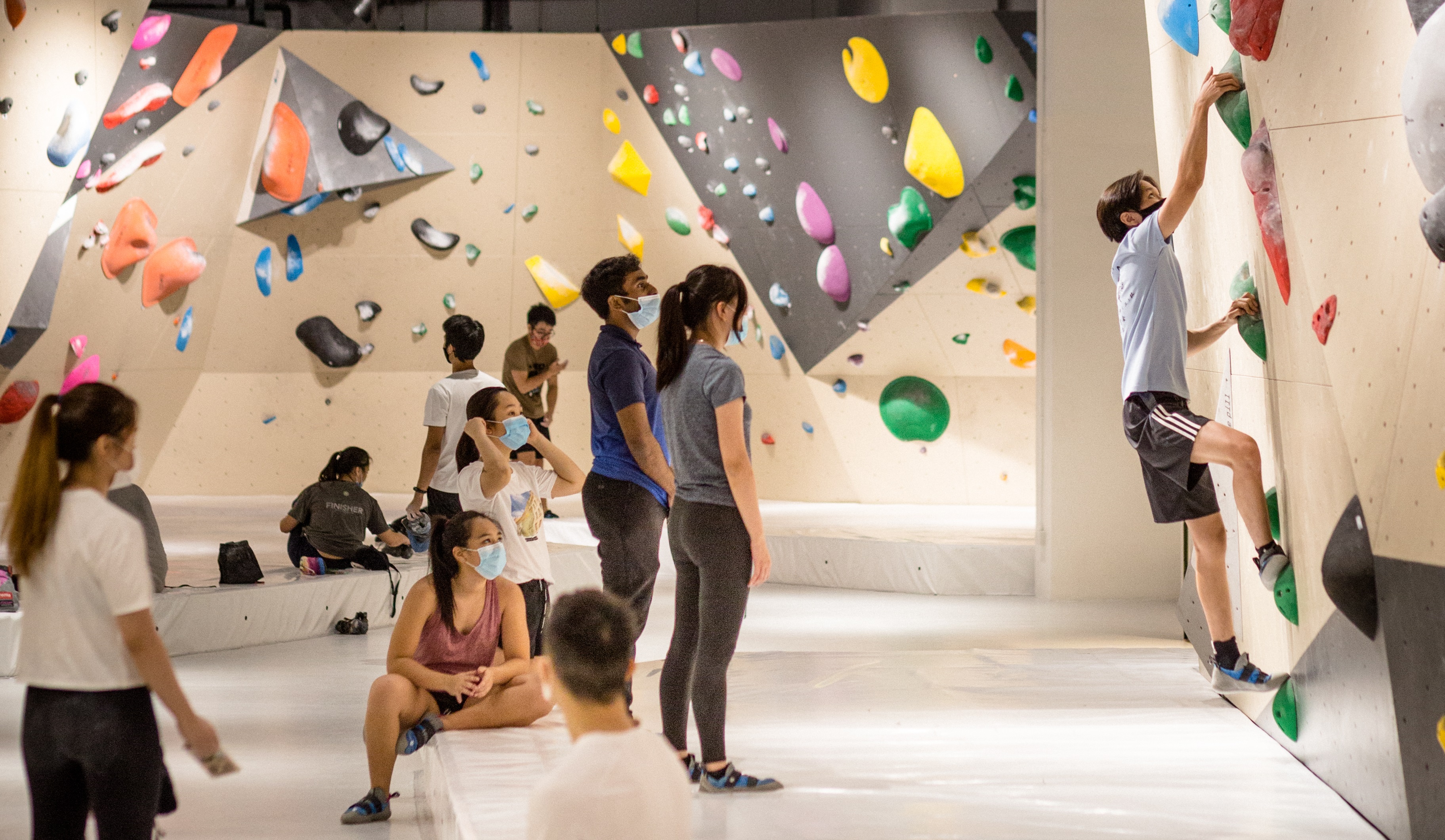 bouldering mco malaysia rock climbing bump