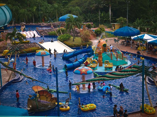 Desa Waterpark malaysia amusement park theme park abandoned shut down