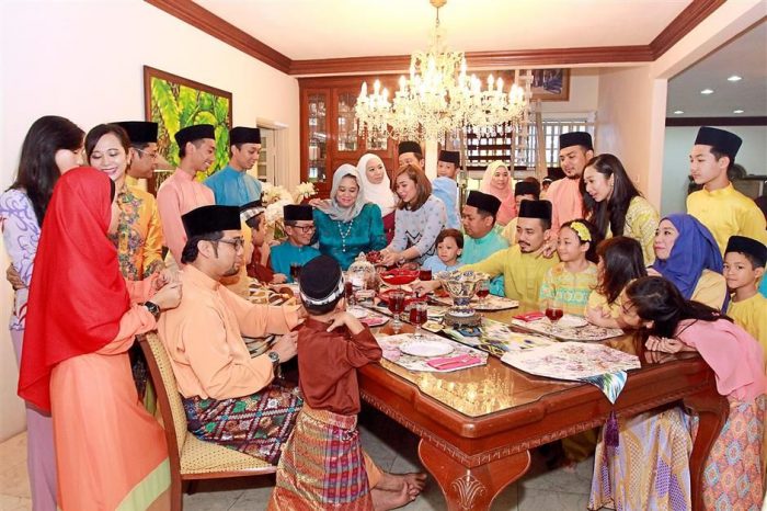 hari-raya-open-house-celebration-700x466