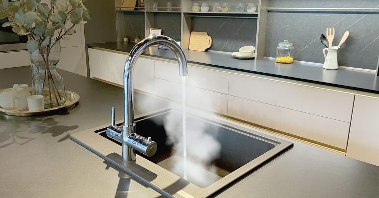 intrix reinz plus produces hot water straight from the tap
