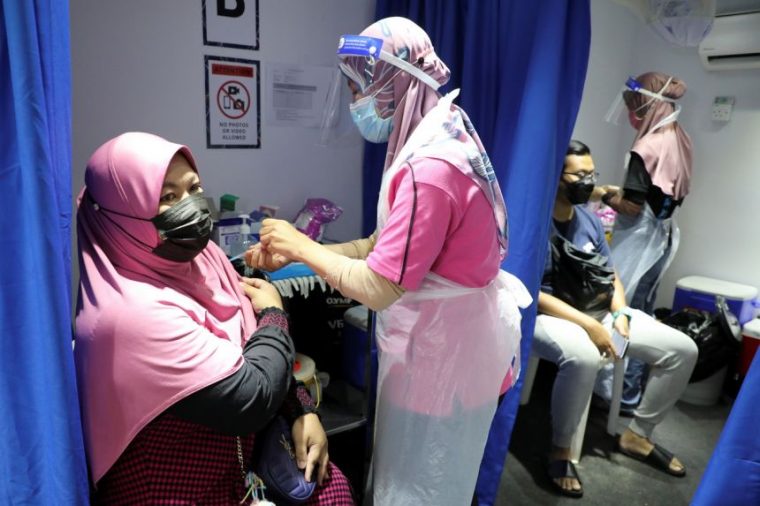 malaysia vaccination programme